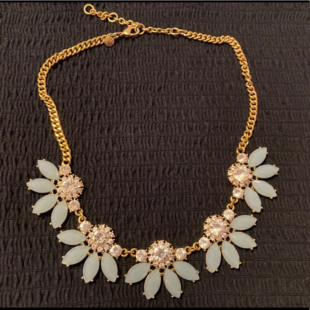 Women’s necklace